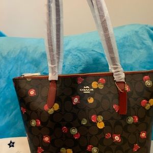 ❌SOLD❌ new authentic coach tote bag